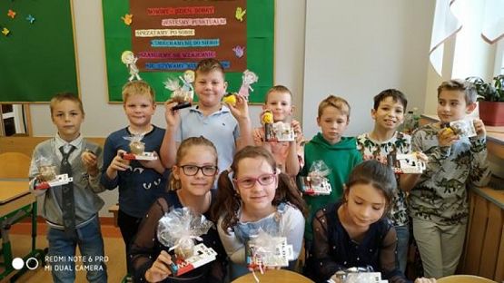  Grafika #1: Dzień Chłopaka w klasie 3A - fotorelacja grafika