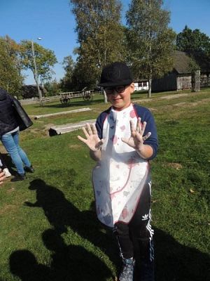  Grafika #5: KLASY I – III W MUZEUM WSI SŁOWIŃSKIEJ W KLUKACH grafika