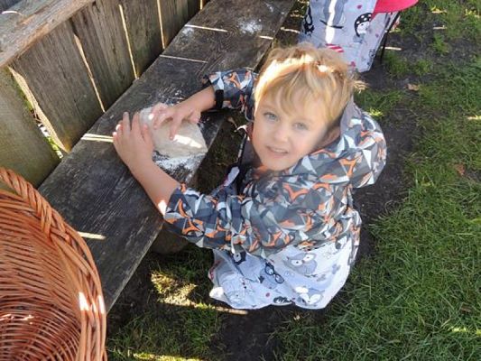  Grafika #19: KLASY I – III W MUZEUM WSI SŁOWIŃSKIEJ W KLUKACH grafika