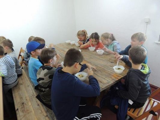  Grafika #43: KLASY I – III W MUZEUM WSI SŁOWIŃSKIEJ W KLUKACH grafika