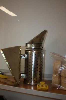  Grafika #15: Spotkanie z pszczelarzem grafika