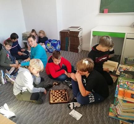  Grafika #1: Biblioteka w SJSP grafika