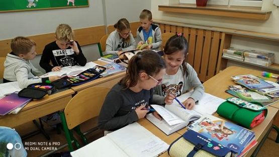  Grafika #8: Dzień Buziek w klasie IIIa - ortografia grafika