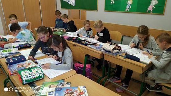  Grafika #9: Dzień Buziek w klasie IIIa - ortografia grafika