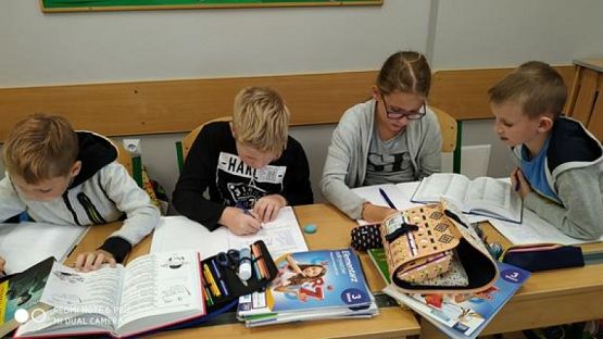  Grafika #11: Dzień Buziek w klasie IIIa - ortografia grafika