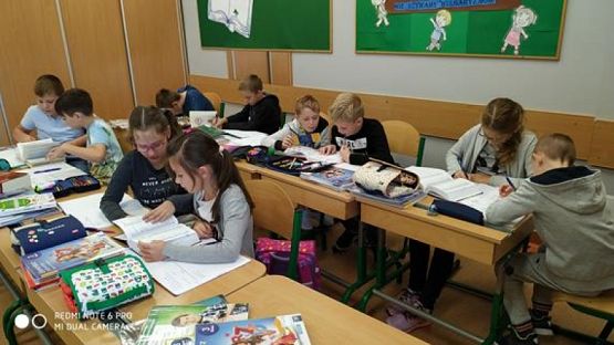  Grafika #12: Dzień Buziek w klasie IIIa - ortografia grafika