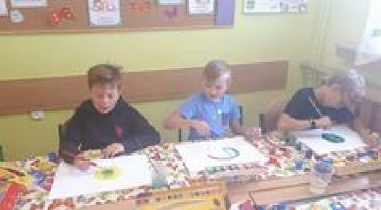  Grafika #1: Klasa IIIb obchodzi Międzynarodowy Dzień Kropki grafika