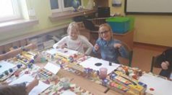  Grafika #7: Klasa IIIb obchodzi Międzynarodowy Dzień Kropki grafika