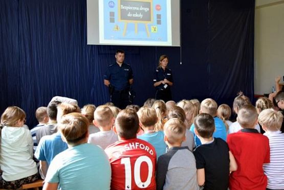  Grafika #5: SPOTKANIE Z POLICJANTEM grafika