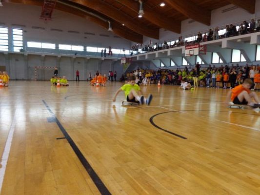  Grafika #11: Konkurs Sportowy dla klas I-III Kto z nas lepiej i prędzej grafika