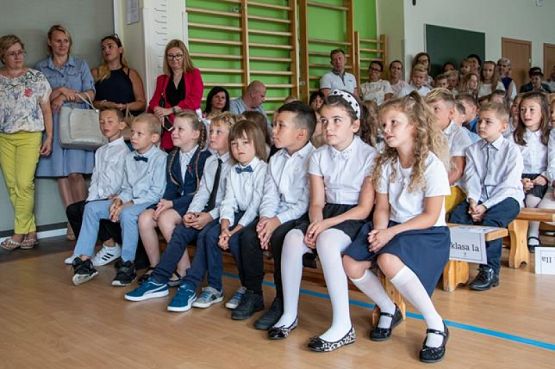  Grafika #4: Uroczyste rozpoczęcie roku szkolnego 2019/2020 grafika