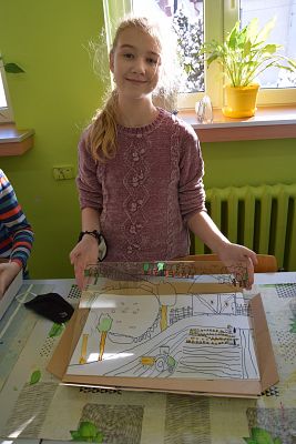 ,,Na szkle malowane” – warsztaty kaszubskie klas trzecich grafika