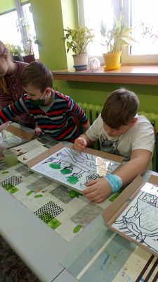 ,,Na szkle malowane” – warsztaty kaszubskie klas trzecich grafika