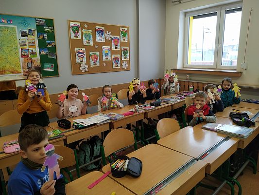 Karnawałowe Dzieła Pierwszoklasistów grafika