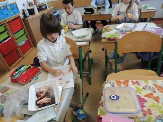  Grafika #8: Oryginalne ramki do zdjęć grafika