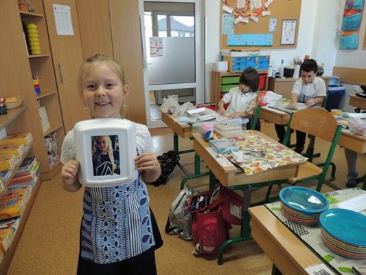  Grafika #9: Oryginalne ramki do zdjęć grafika