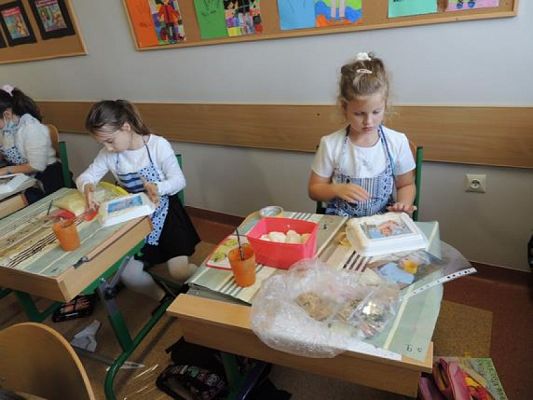  Grafika #12: Oryginalne ramki do zdjęć grafika