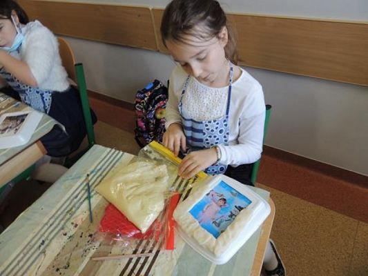  Grafika #13: Oryginalne ramki do zdjęć grafika