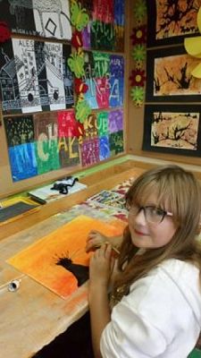  Grafika #3: ,,Tajemnicze drzewa – kółko plastyczne kl.2-3 grafika