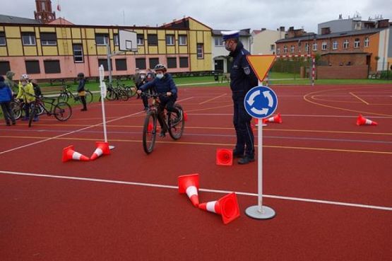  Grafika #9: Egzamin na kartę rowerową grafika