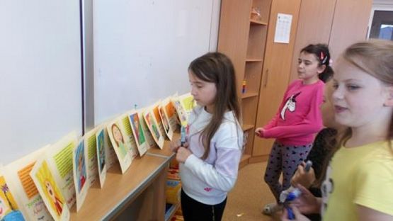  Grafika #16: Laurki na DEN grafika