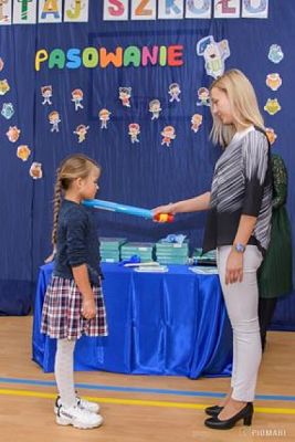  Grafika #37: PASOWANIE UCZNIÓW KLAS PIERWSZYCH - fotorelacja z 12 października 2020 roku grafika