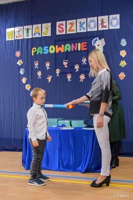  Grafika #39: PASOWANIE UCZNIÓW KLAS PIERWSZYCH - fotorelacja z 12 października 2020 roku grafika