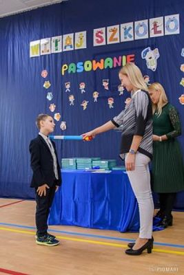  Grafika #42: PASOWANIE UCZNIÓW KLAS PIERWSZYCH - fotorelacja z 12 października 2020 roku grafika