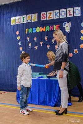  Grafika #44: PASOWANIE UCZNIÓW KLAS PIERWSZYCH - fotorelacja z 12 października 2020 roku grafika