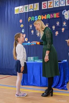  Grafika #46: PASOWANIE UCZNIÓW KLAS PIERWSZYCH - fotorelacja z 12 października 2020 roku grafika