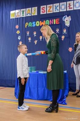  Grafika #48: PASOWANIE UCZNIÓW KLAS PIERWSZYCH - fotorelacja z 12 października 2020 roku grafika