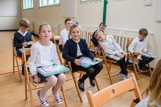  Grafika #56: PASOWANIE UCZNIÓW KLAS PIERWSZYCH - fotorelacja z 12 października 2020 roku grafika