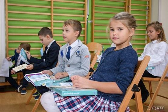  Grafika #63: PASOWANIE UCZNIÓW KLAS PIERWSZYCH - fotorelacja z 12 października 2020 roku grafika