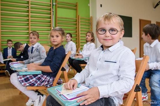  Grafika #64: PASOWANIE UCZNIÓW KLAS PIERWSZYCH - fotorelacja z 12 października 2020 roku grafika