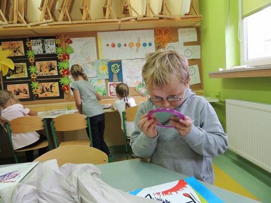  Grafika #4: ,, Jesteśmy niepowtarzalni – zajęcia plastyczne grafika