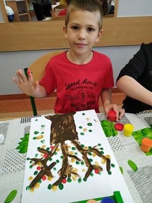  Grafika #6: Jesienne drzewa palcami malowane - kl. Ia grafika