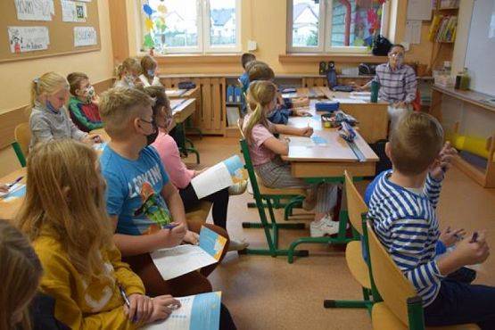  Grafika #0: "Zdrowa klasa" grafika