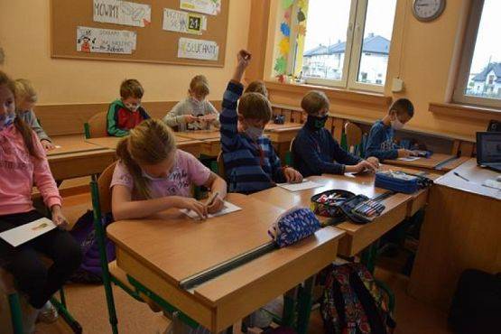  Grafika #1: "Zdrowa klasa" grafika