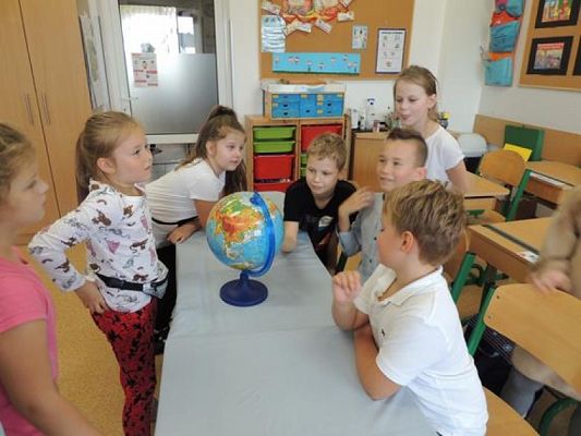  Grafika #0: Dzień Chłopaka w naszej szkole obchodzony wśród klas młodszych :) grafika