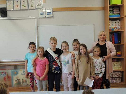  Grafika #3: Dzień Chłopaka w naszej szkole obchodzony wśród klas młodszych :) grafika