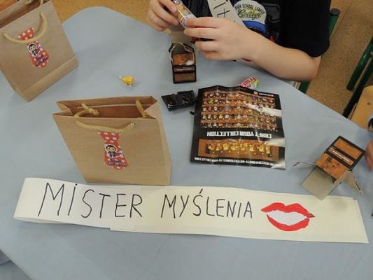  Grafika #7: Dzień Chłopaka w naszej szkole obchodzony wśród klas młodszych :) grafika