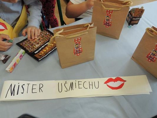  Grafika #10: Dzień Chłopaka w naszej szkole obchodzony wśród klas młodszych :) grafika