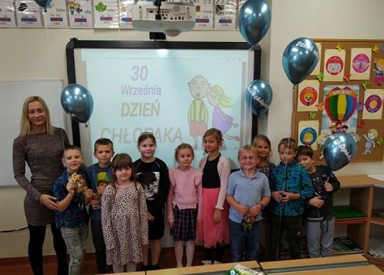  Grafika #13: Dzień Chłopaka w naszej szkole obchodzony wśród klas młodszych :) grafika