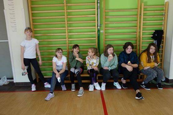  Grafika #8: Dzień Chłopaka w klasie 6 b grafika