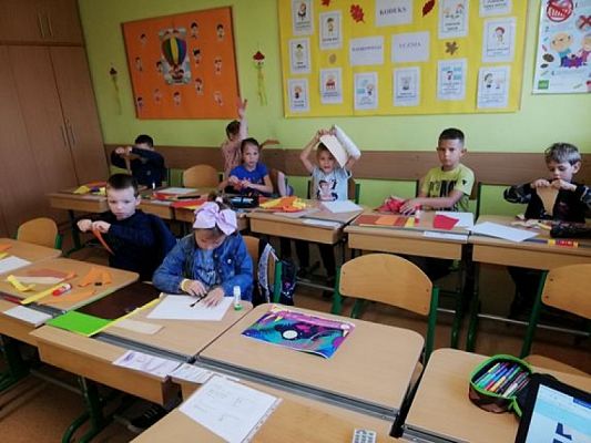  Grafika #4: Jesienne mozaiki kl. I B grafika