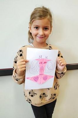  Grafika #7: Symetryczne stworki w wykonaniu uczniów klasy Ia grafika