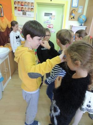  Grafika #6: Drama games grafika