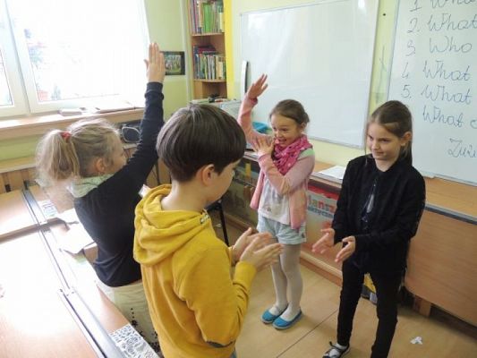  Grafika #13: Drama games grafika