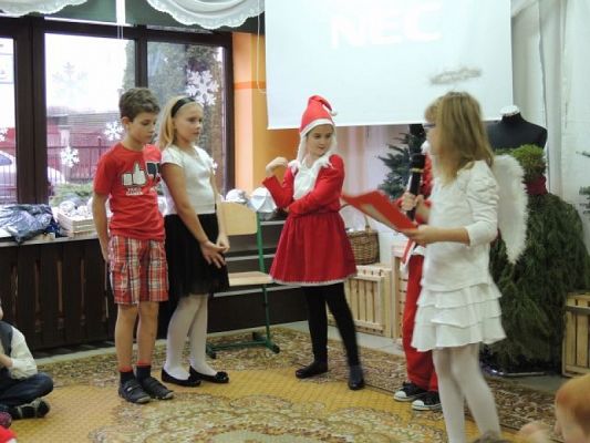  Grafika #3: The story of Santa Claus grafika