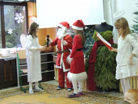  Grafika #5: The story of Santa Claus grafika